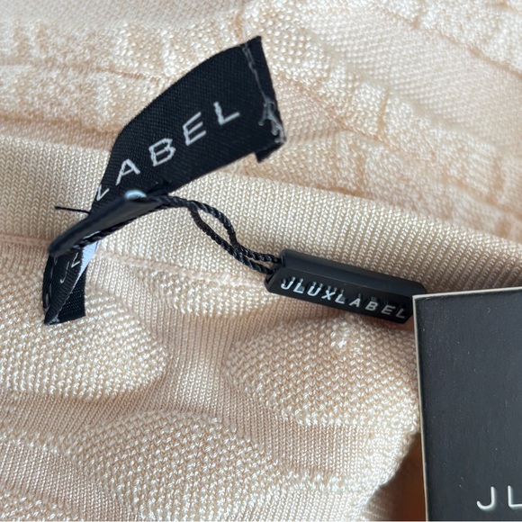 NWT • JLUXLABEL • PEARL IRREPLACEABLE SKIRT SET • SMALL • MIDI LENGTH • COMFY - Picture 5 of 5